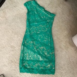 Midi fitted Lacey dress